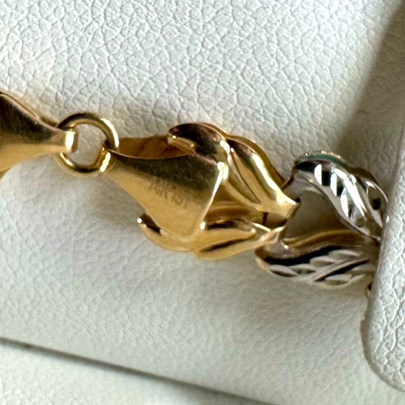 Don Roberto Jewelers 14k Tri Color Gold link Bracelet - Picture 3 of 8